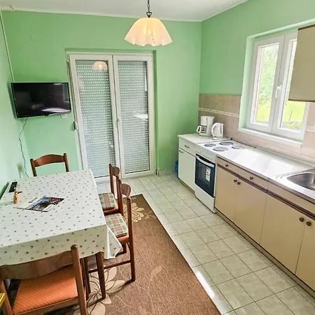 Appartamento 2 Bedroom In Supetarska Draga
