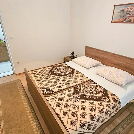 Appartamento 2 Bedroom In