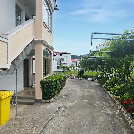 2 Bedroom In * Supetarska Draga